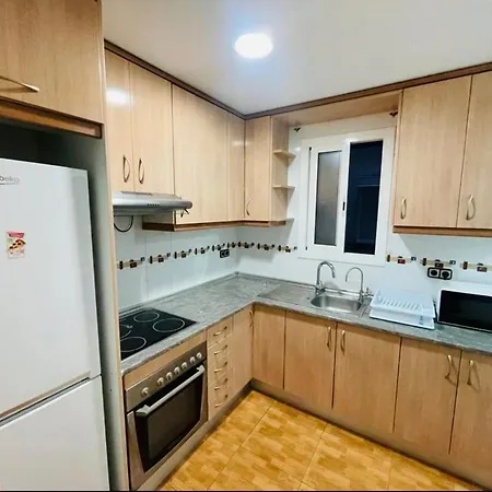 3 Bedroom Balcony Med-rambla Nova Apartment Tarragona