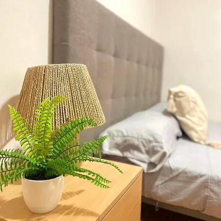 Apartament 3 Bedroom Balcony Med-rambla Nova