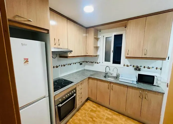 3 Bedroom Balcony Med-rambla Nova Apartament Tarragona