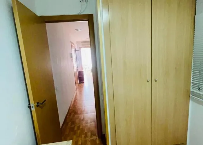 Apartament 3 Bedroom Balcony Med-rambla Nova
